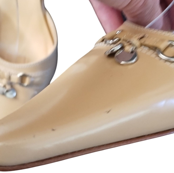 Isaac Mizrahi Women's Tan Slingback Heels - Picture 3 of 16